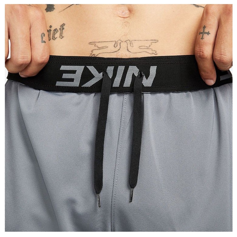 Nike Men's Dri-Fit grey Athletic Shorts - Picture 4 of 6